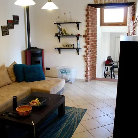 بيت للعطل House Dante Chiusanico